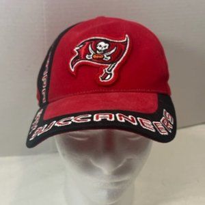 Tampa Bay Buccaneers NFL Fan Favorite Red Cap Hat Logo Adjustable